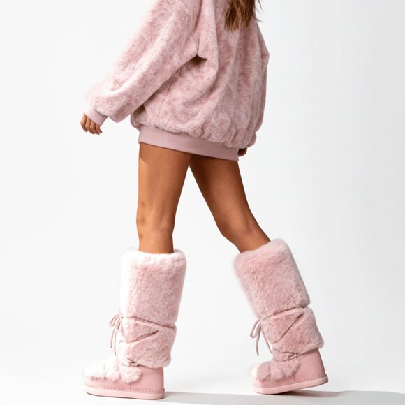 Pink Casual Women's Faux Fur Ski Boots - Picture 8 of 8